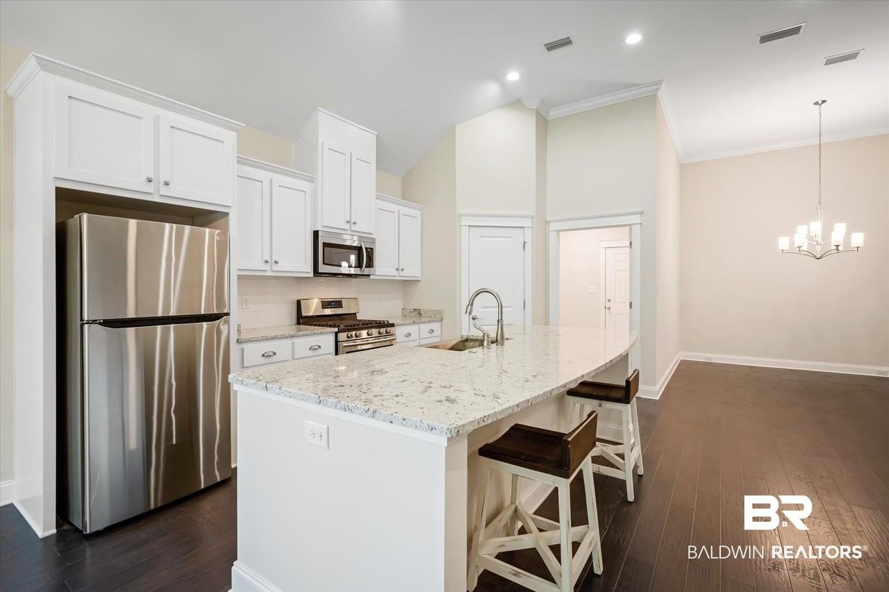 774 Dunker Ave - Photo 6 of 20