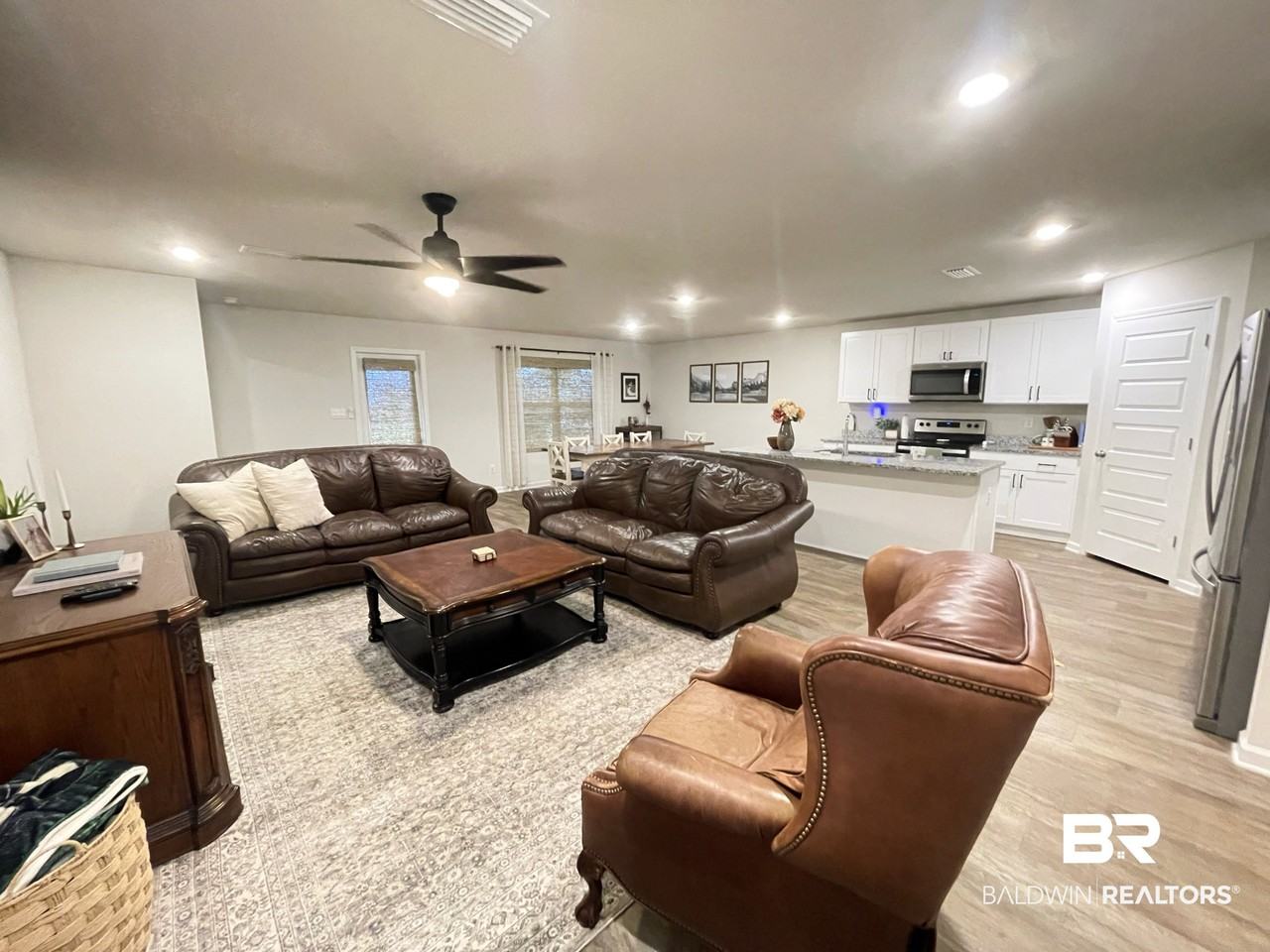 11198 Elemis Dr - Photo 2 of 15