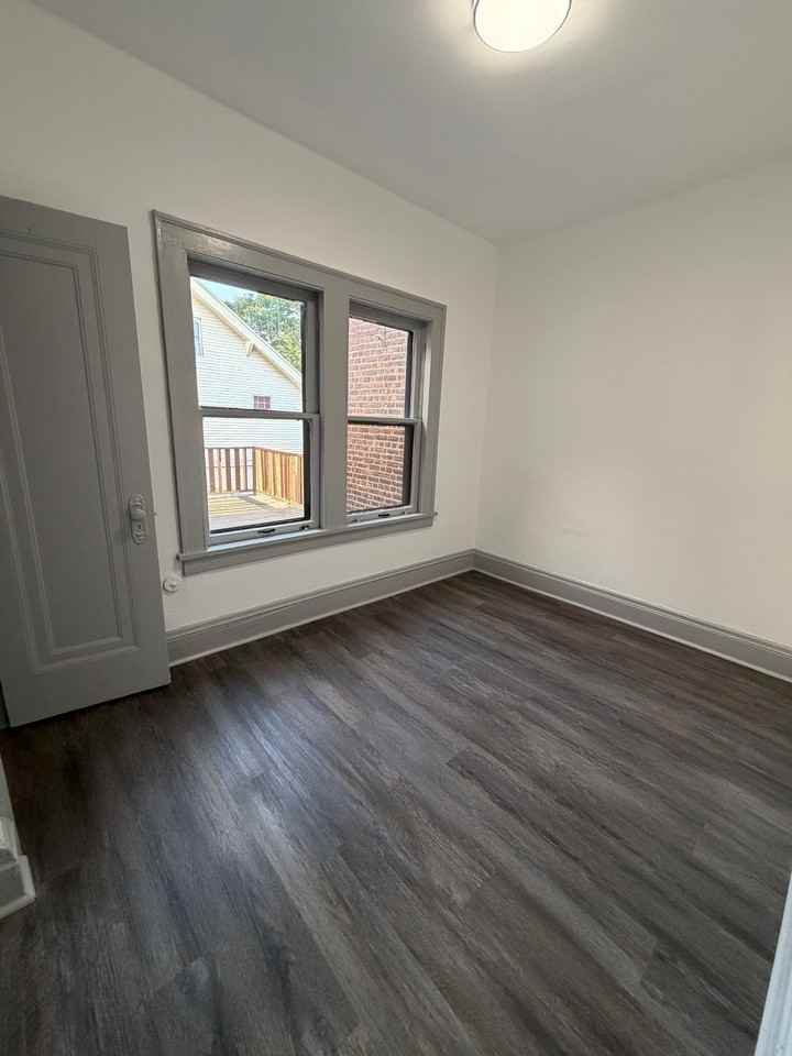 13375 Madison Ave #2 - Photo 7 of 10