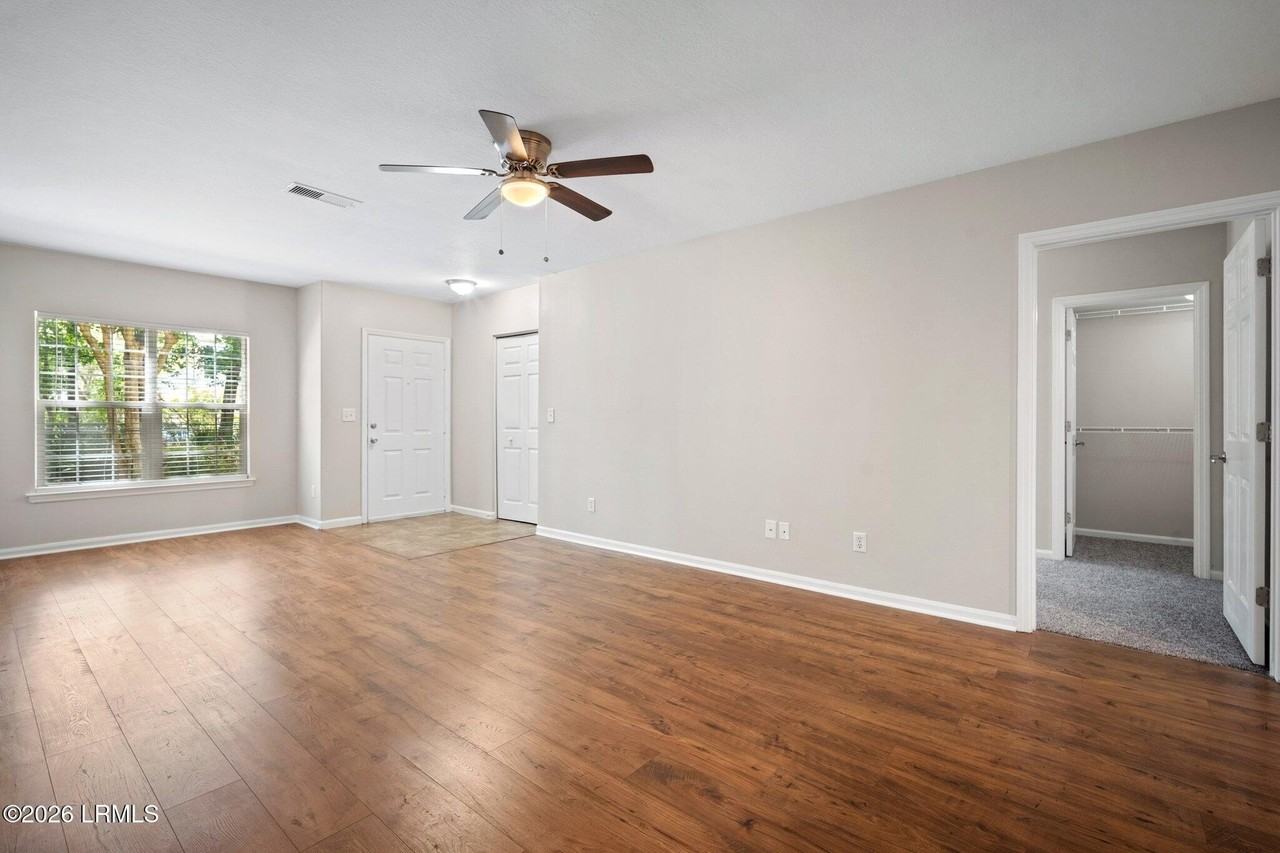 897 Fording Island Rd #310 - Photo 7 of 30