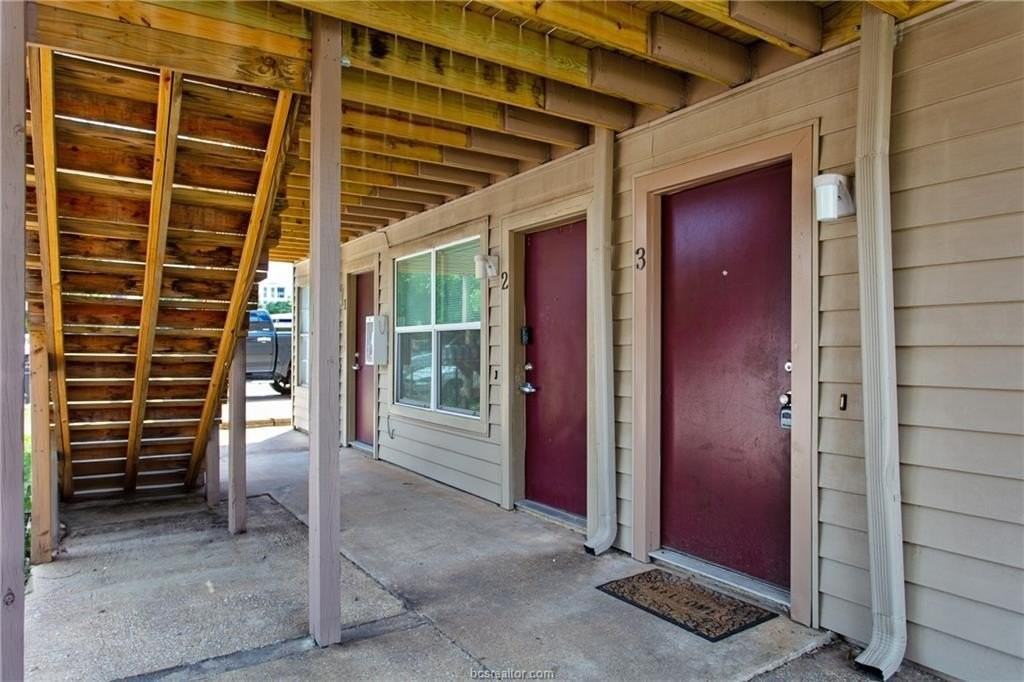 304 Tauber St #3 - Photo 4 of 13