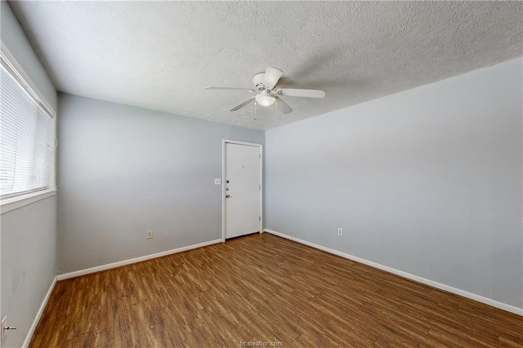 304 Tauber St #3 - Photo 6 of 13