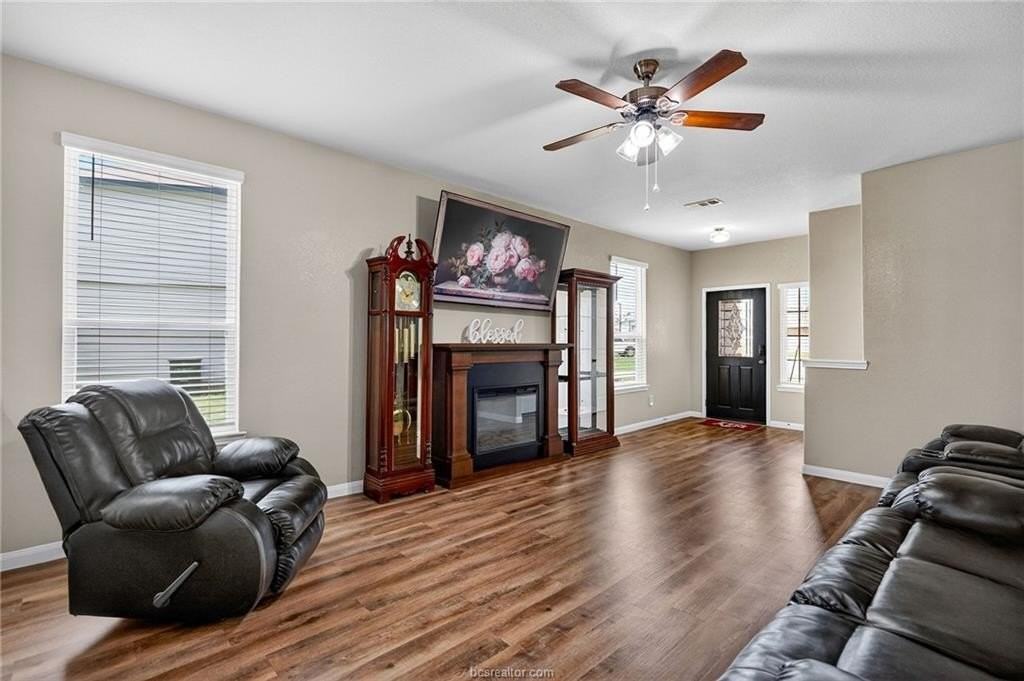 4718 Milagro Loop - Photo 3 of 38