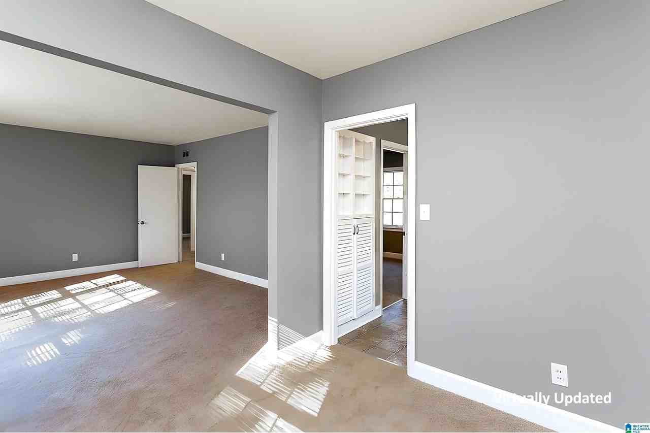 500 15th Ave Nw - Photo 6 of 16