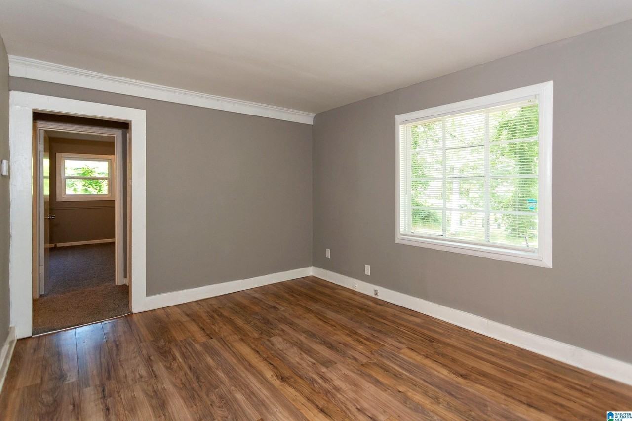 204 Mccormick Ave - Photo 6 of 18