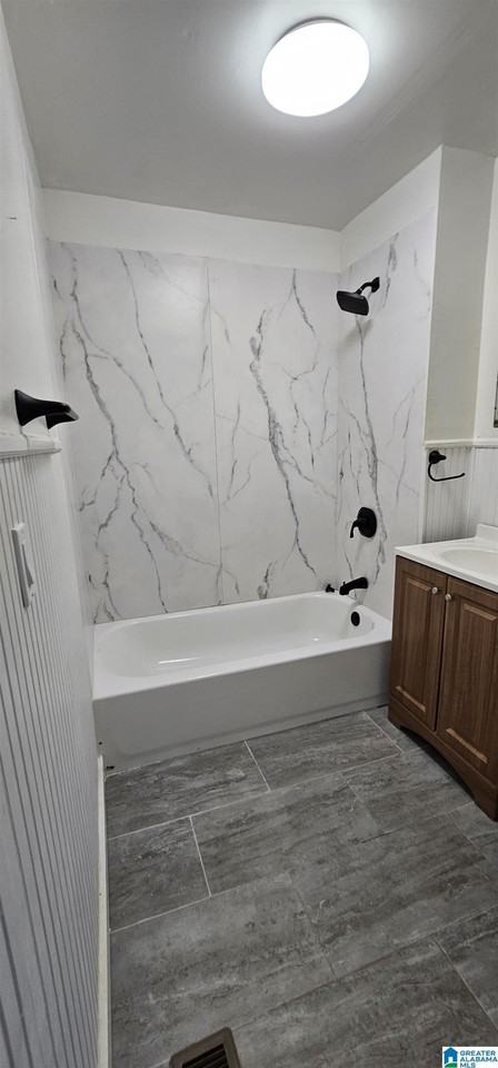 3233 Allison Bonnett Memorial Dr - Photo 5 of 10