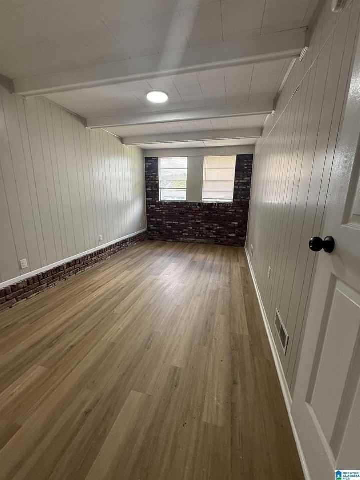 809 Fairfax Dr - Photo 5 of 14