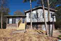 5140 Hickory Dr Ne - Photo 1 of 1