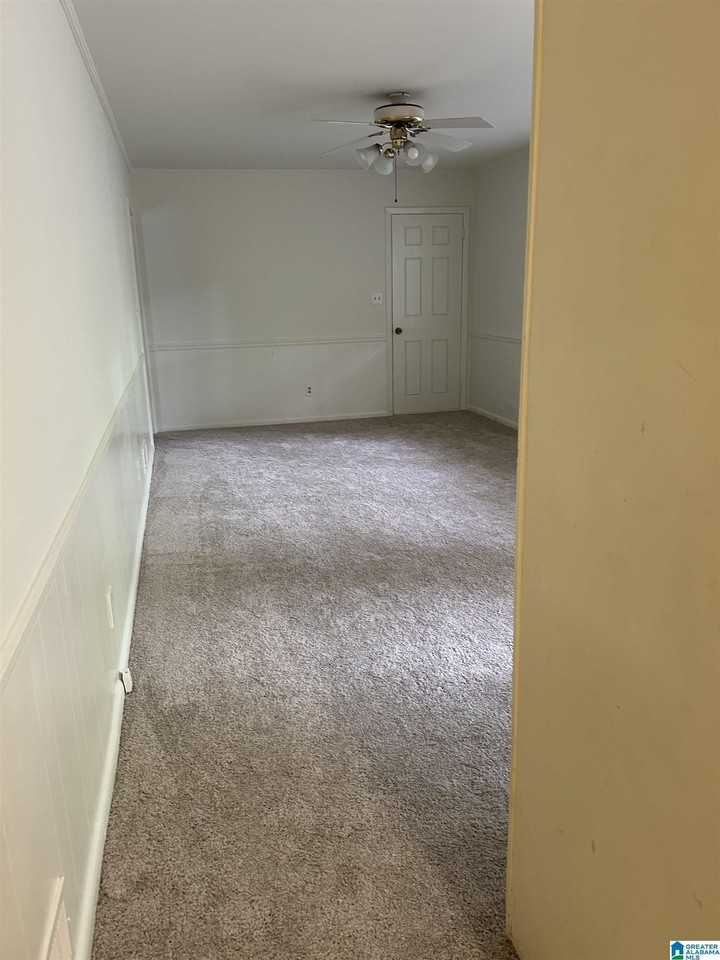 531 Tinker St - Photo 4 of 26