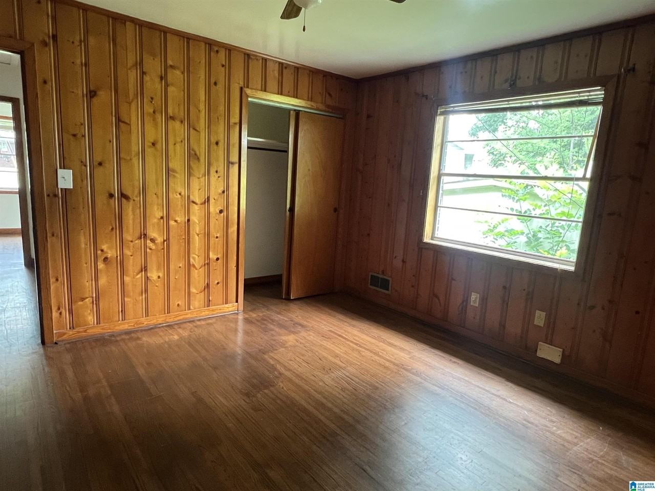 512 Sunhill Rd Nw - Photo 3 of 17