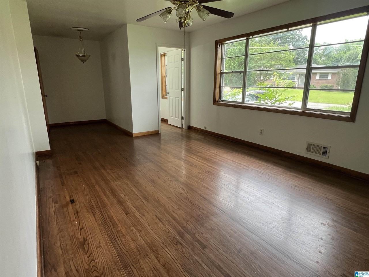 512 Sunhill Rd Nw - Photo 6 of 17