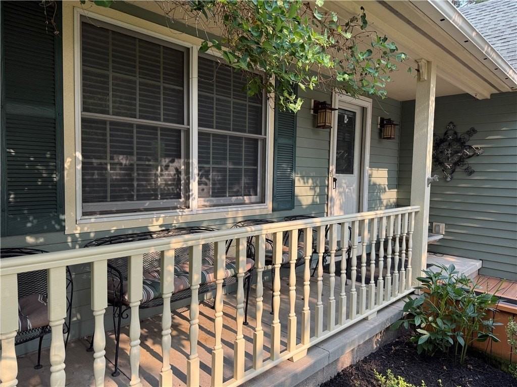 9 Wisteria Ln - Photo 4 of 20