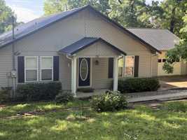 featured image of 20 N Lakeshore Dr