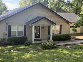 20 N Lakeshore Dr - Photo 1 of 1