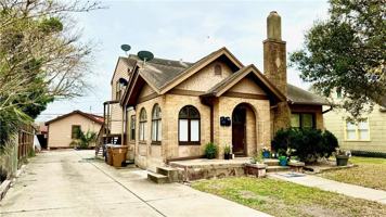 featured image of 341 Palmero St