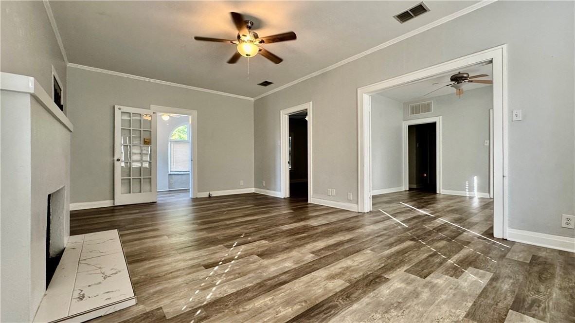 341 Palmero St - Photo 4 of 26