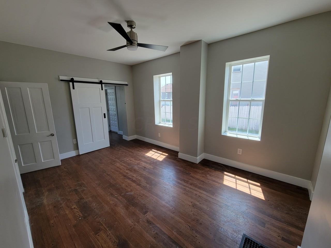 751 Wager St - Photo 6 of 16