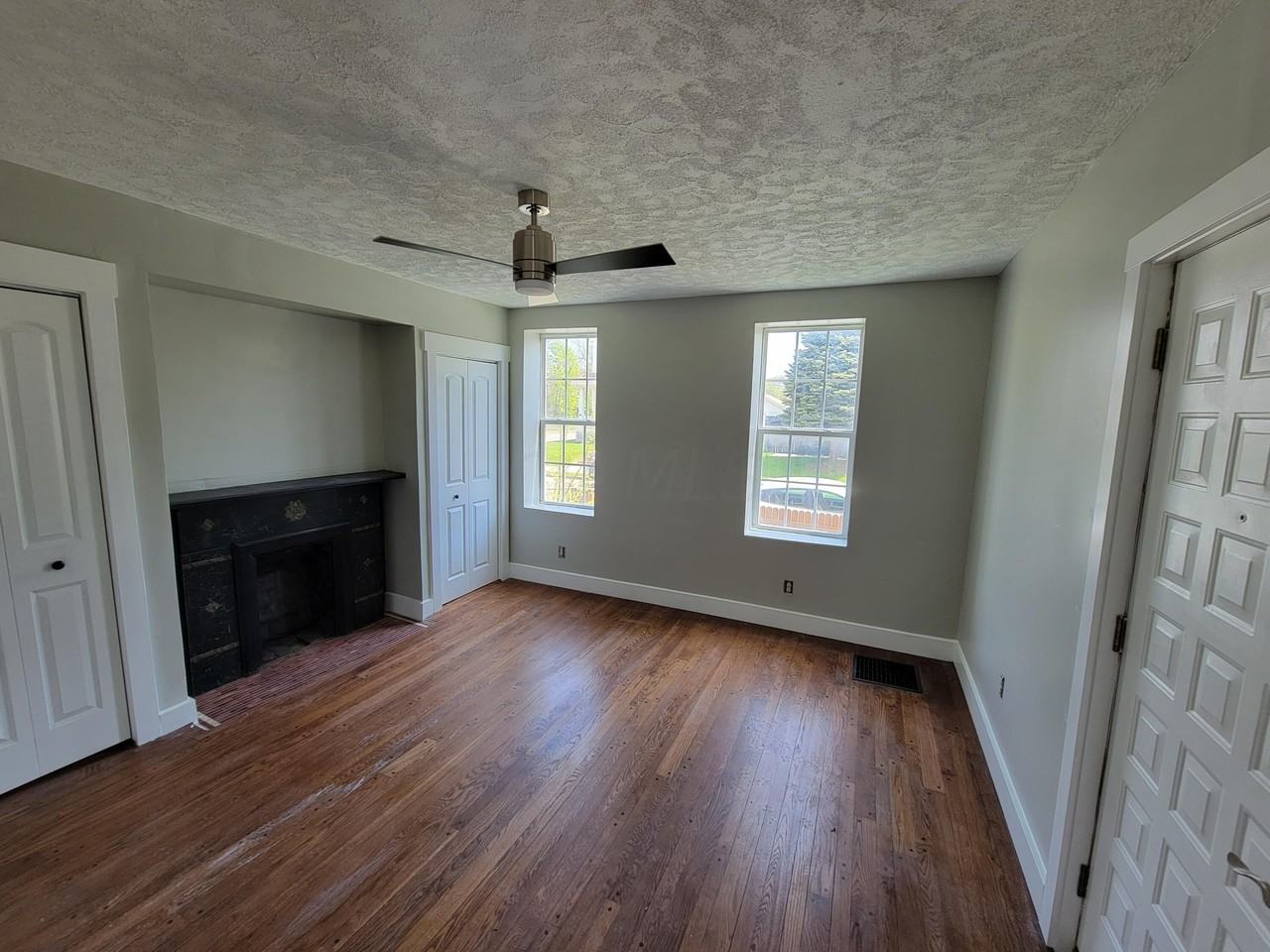 751 Wager St - Photo 7 of 16