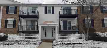 featured image of 1540 Slade Ave #303