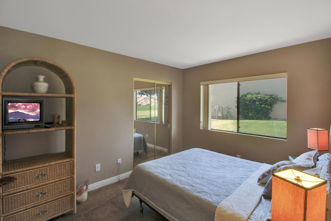 77062 Pauma Valley Way - Photo 7 of 13