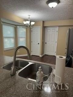 2899 Creekside Dr - Photo 3 of 31
