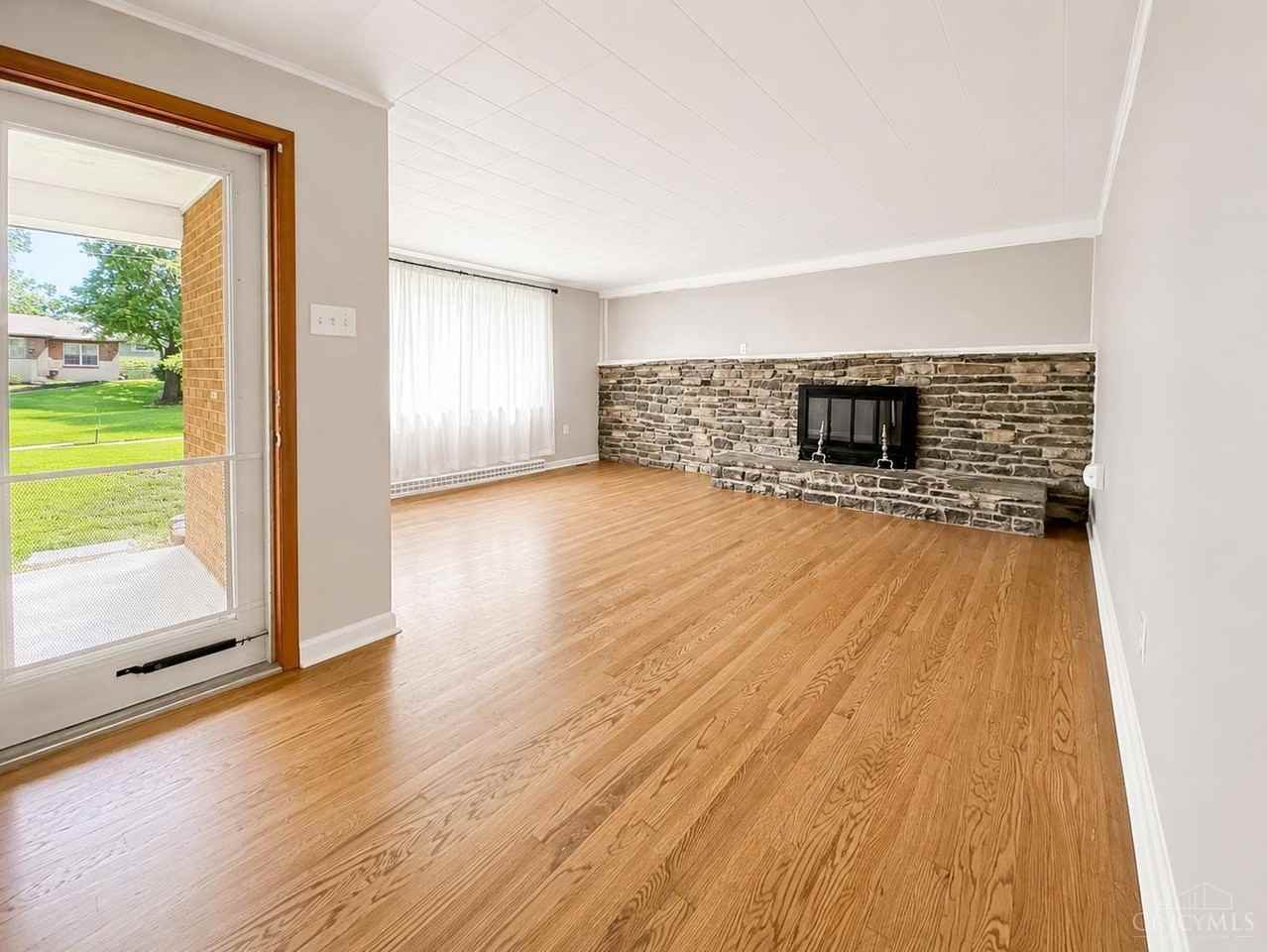 8912 E Plain Dr - Photo 4 of 18