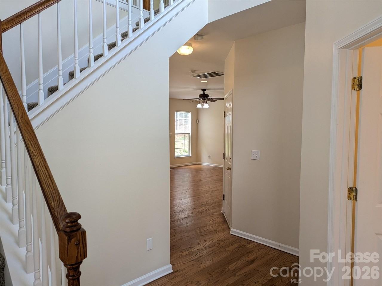 106 Autry Ave - Photo 4 of 39