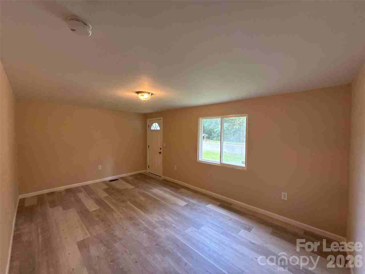 2700 Capitol Dr #2 - Photo 2 of 11