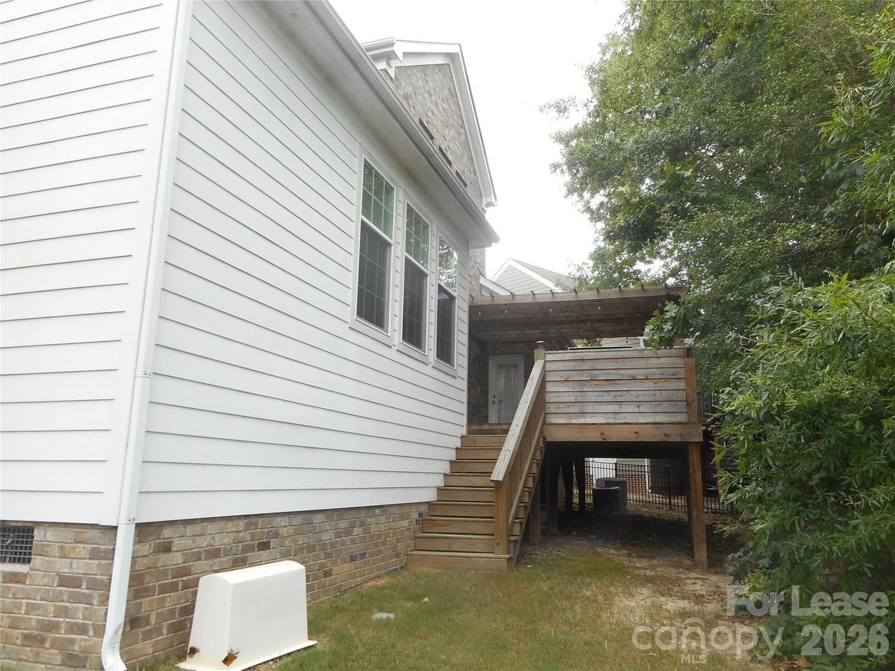 9628 Daufuskie Dr - Photo 6 of 40