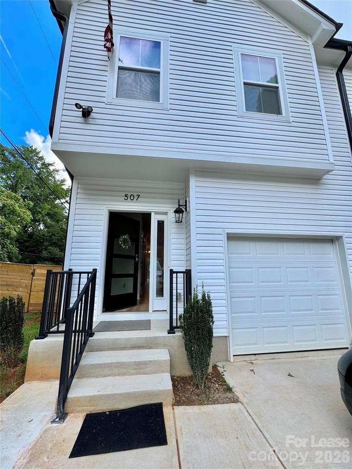 507 Greenwood Dr - Photo 2 of 18