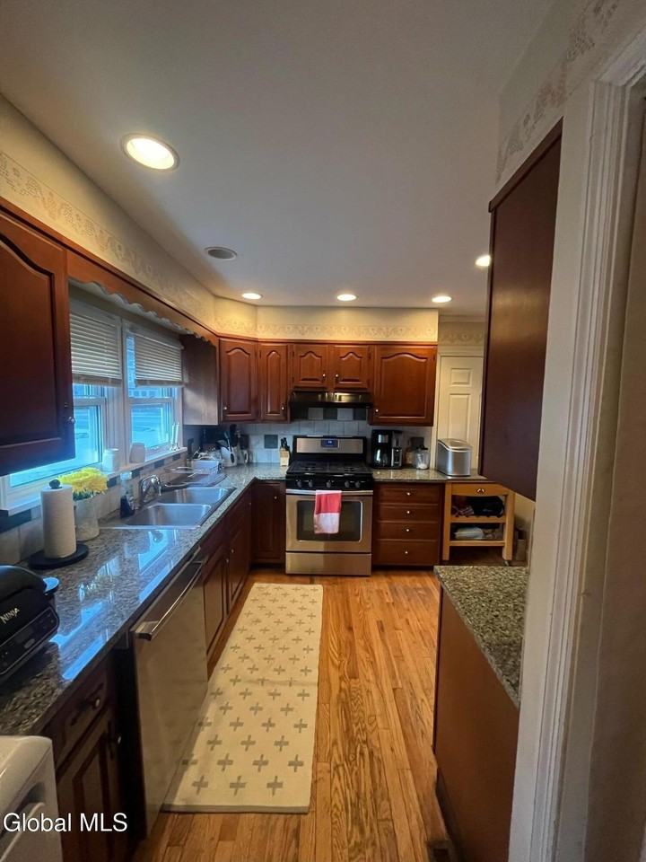 147 Nelson Ave #1 - Photo 2 of 17