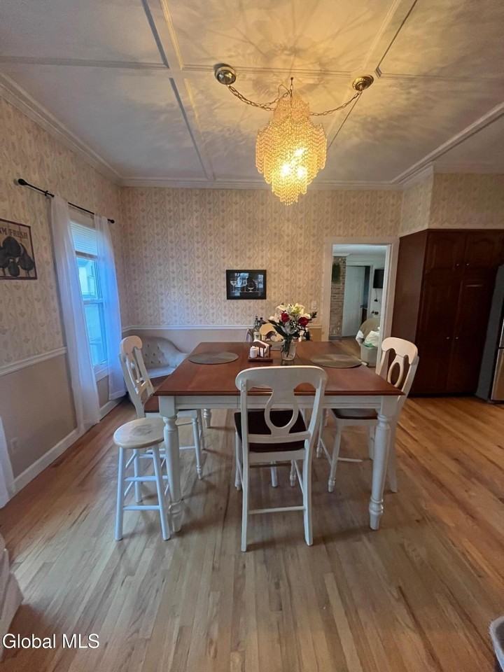 147 Nelson Ave #1 - Photo 5 of 17