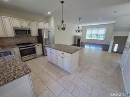 featured image of 10 Oak Meadows Dr #10
