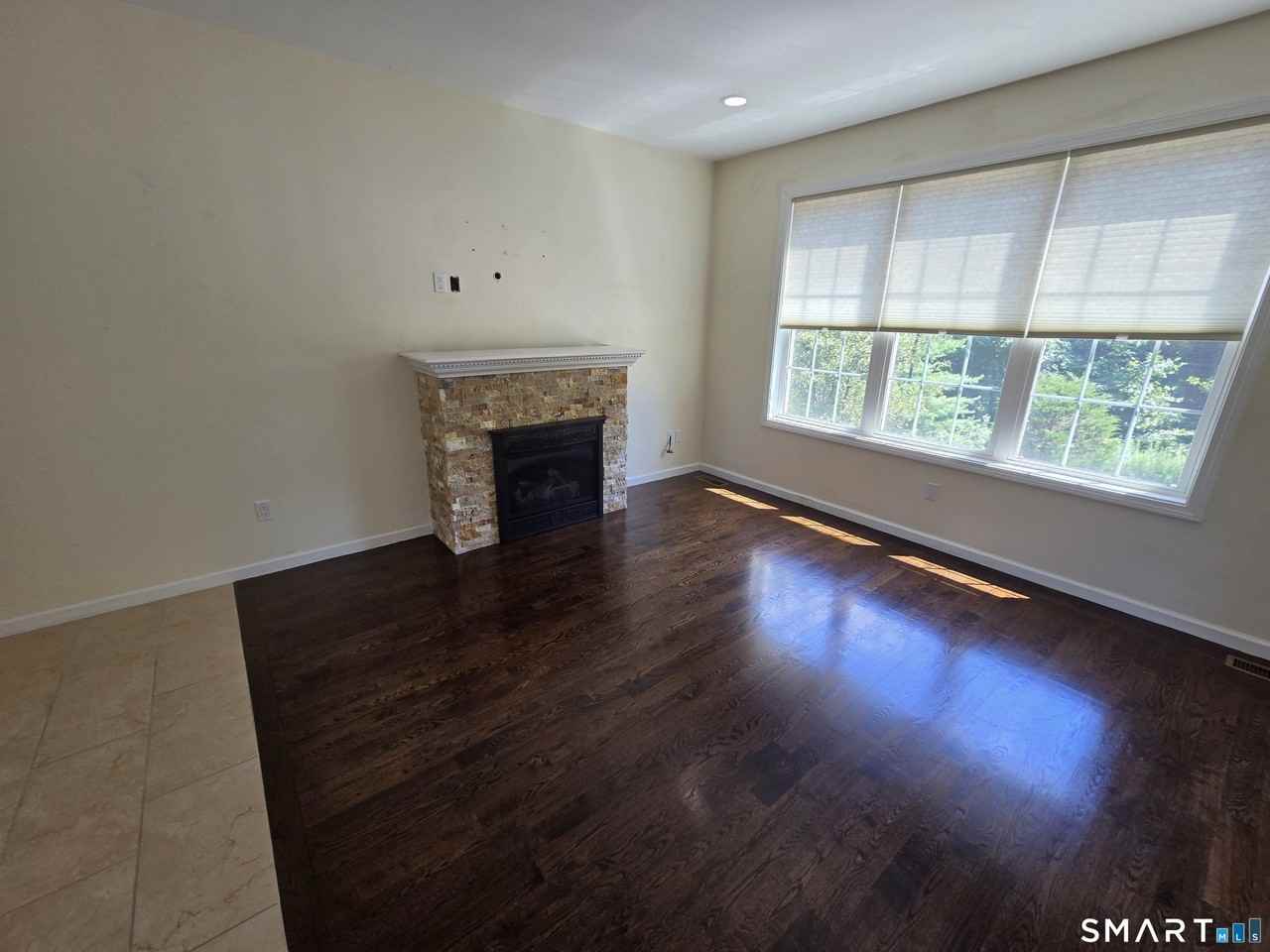10 Oak Meadows Dr #10 - Photo 4 of 13