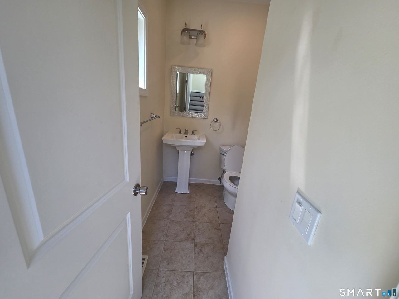 10 Oak Meadows Dr #10 - Photo 5 of 13