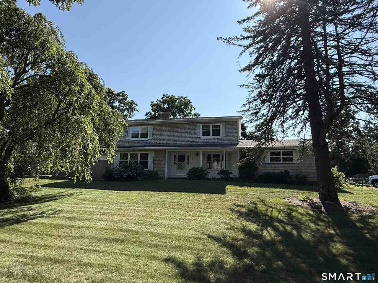 37 Marlin Dr - Photo 2 of 18