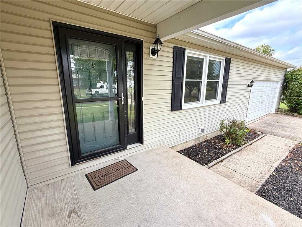 10029 Village Tree Ct - Photo 2 of 26
