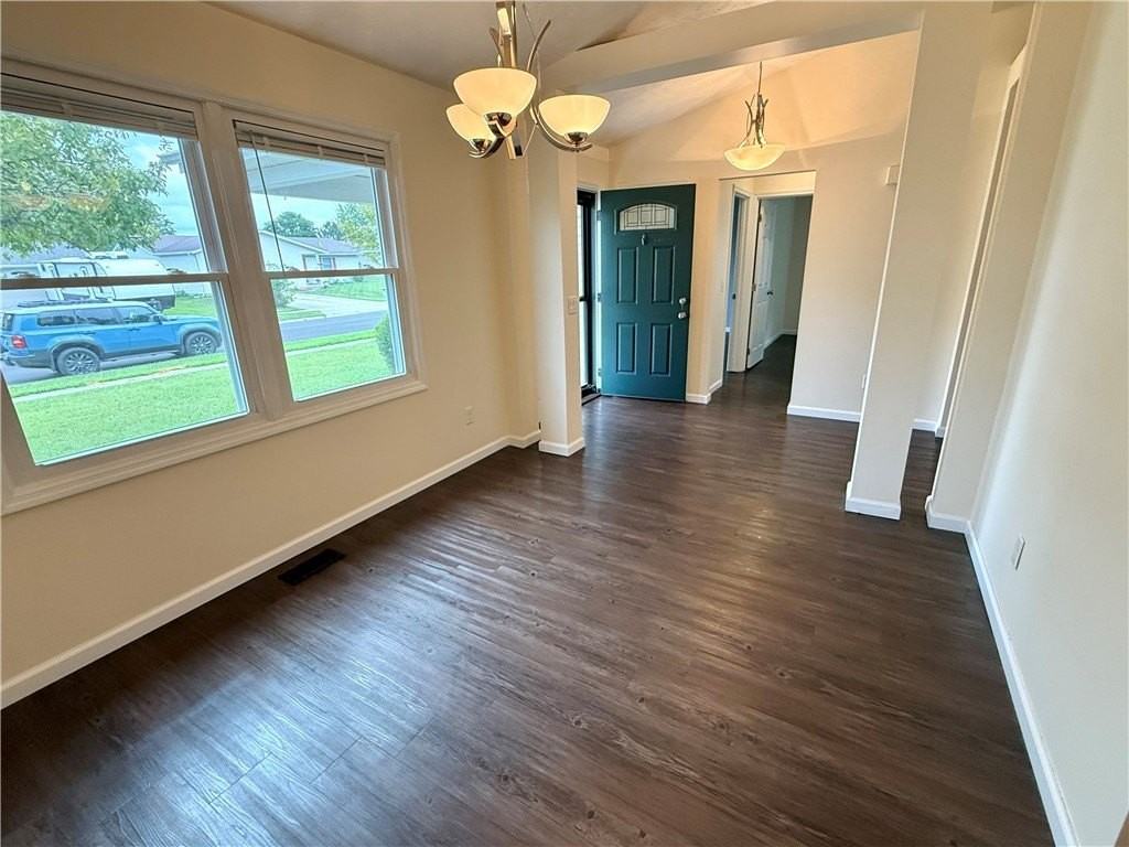 10029 Village Tree Ct - Photo 4 of 26