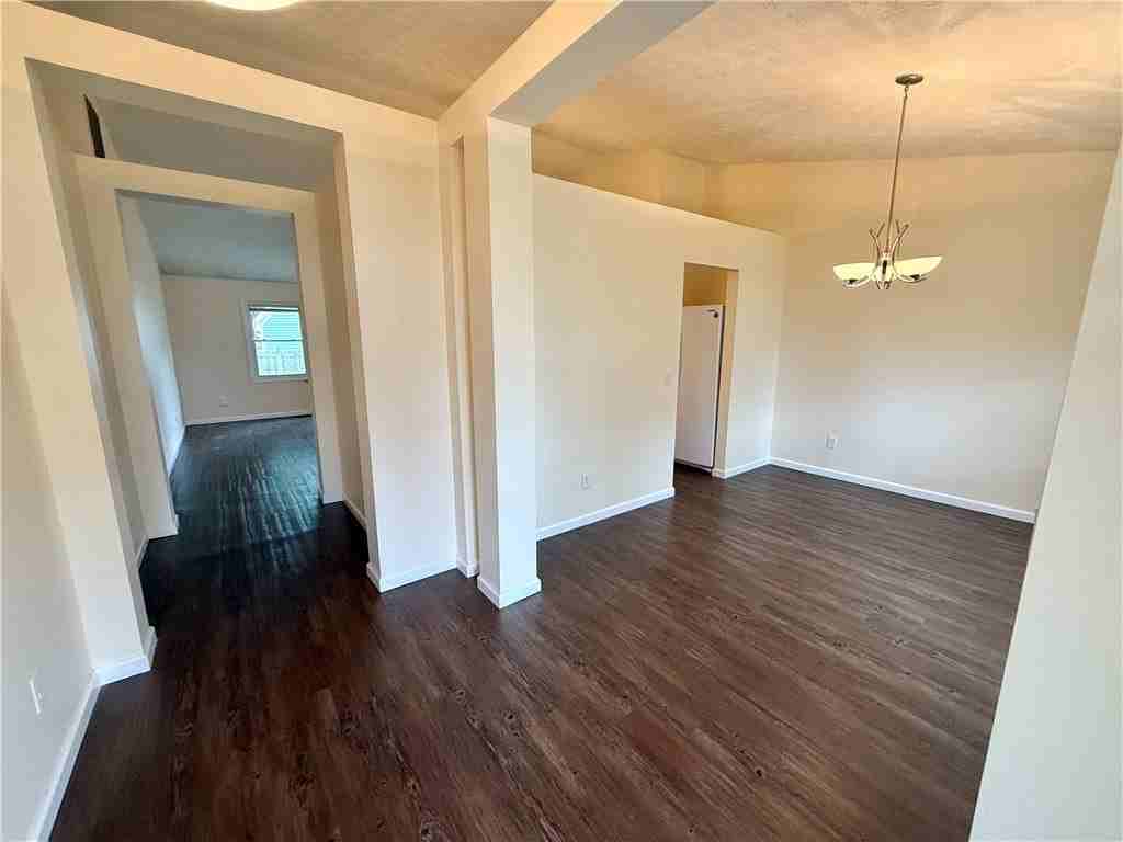 10029 Village Tree Ct - Photo 5 of 26
