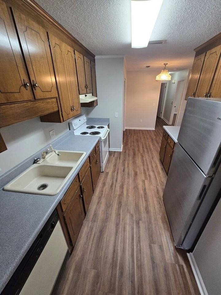 33 W Chadwick Cir - Photo 5 of 12