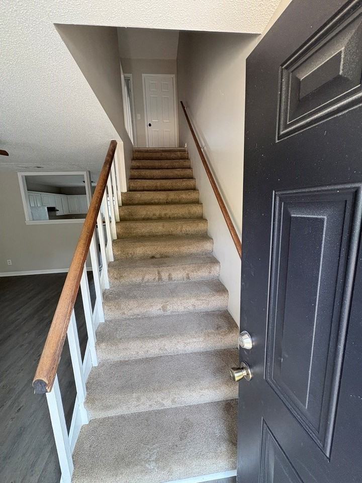 526 Whitener Dr - Photo 6 of 17