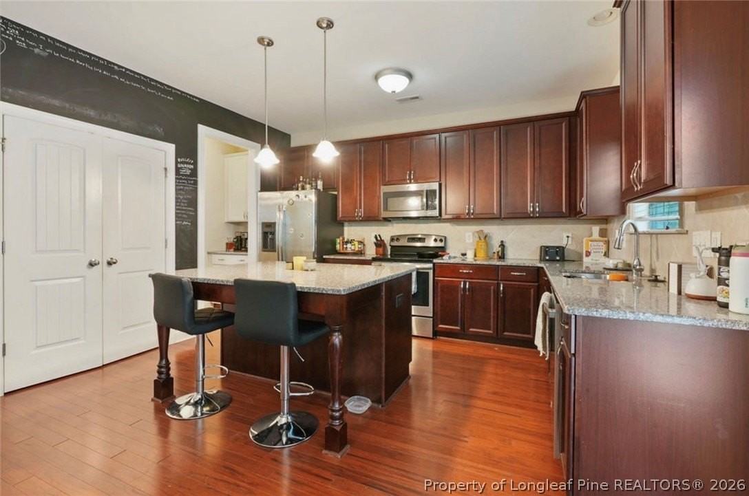 34 Coswell Ct - Photo 6 of 26
