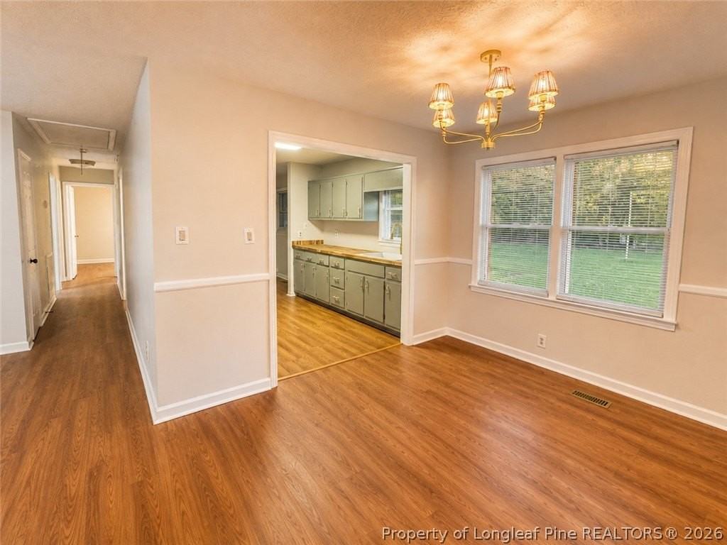 1506 Swainey Ave - Photo 7 of 20