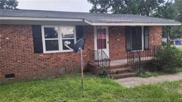 featured image of 4916 Rosehill Rd