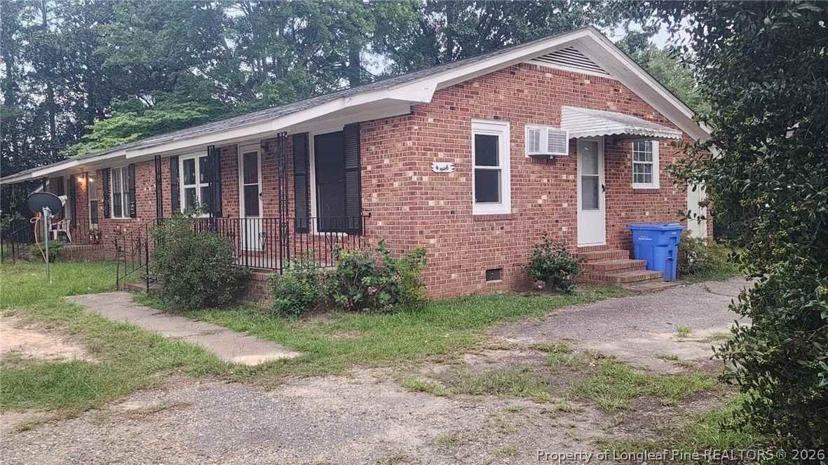 4916 Rosehill Rd - Photo 3 of 13