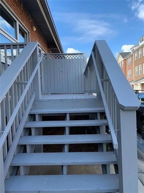 806 Marcus St Se #17 - Photo 2 of 10