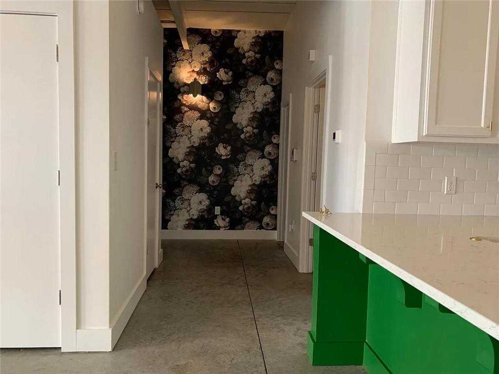 806 Marcus St Se #17 - Photo 6 of 10