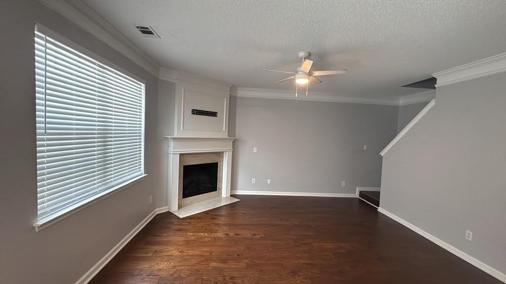 387 Weatherstone Pl - Photo 2 of 18
