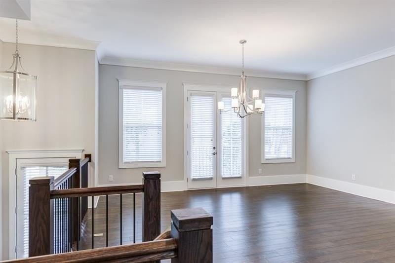 4304 Walsh Dr - Photo 4 of 32