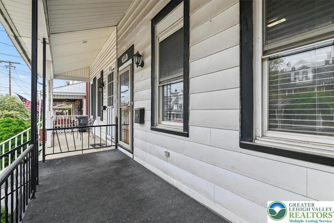 510 5th Ave - Photo 3 of 33
